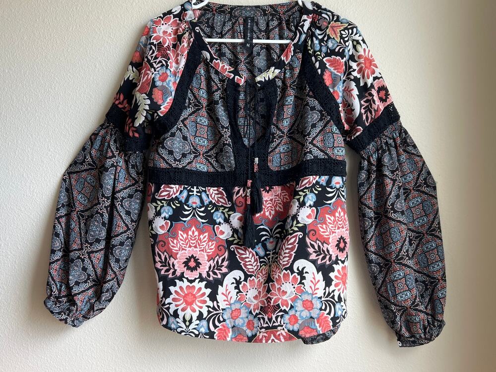 Ban.jara Boho Floral Paisley Peasant Blouse Top Medium
